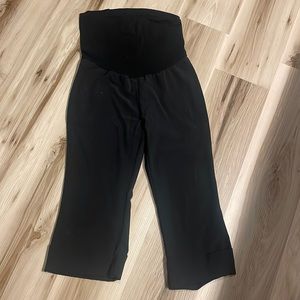 Maternity cuffed capris